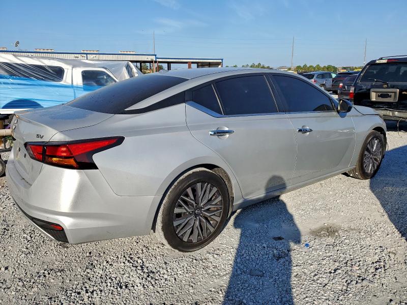 Фото 3 - NISSAN ALTIMA