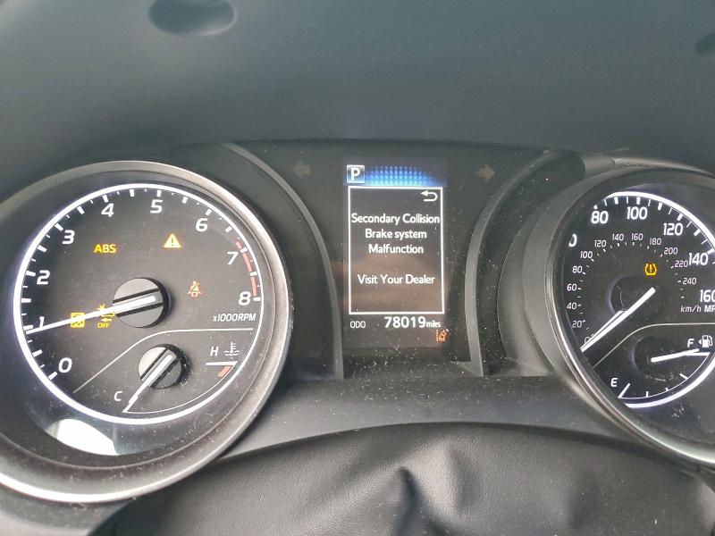 Фото 9 - TOYOTA CAMRY