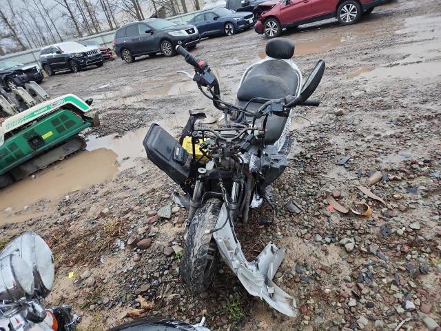 SUZUKI AN400 K3 2005