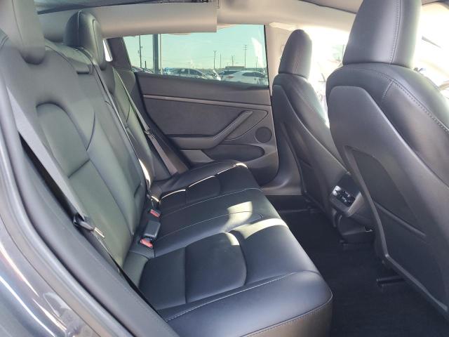 Фото 10 - TESLA MODEL 3