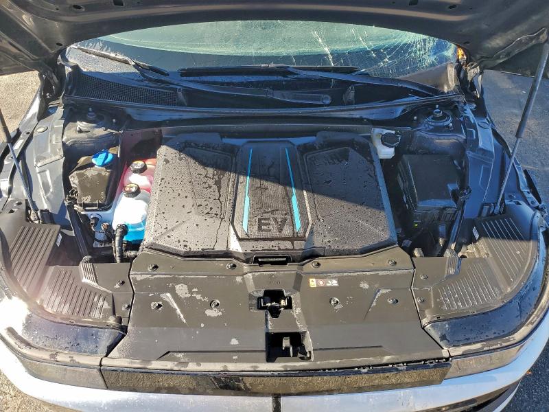 Фото 11 - HYUNDAI IONIQ