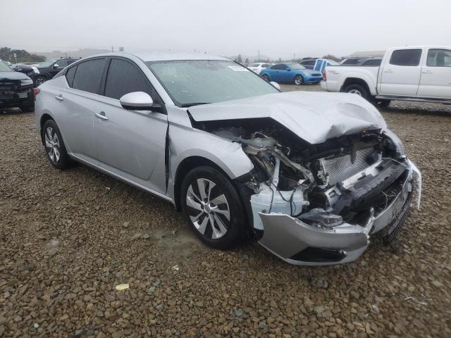 Фото 4 - NISSAN ALTIMA