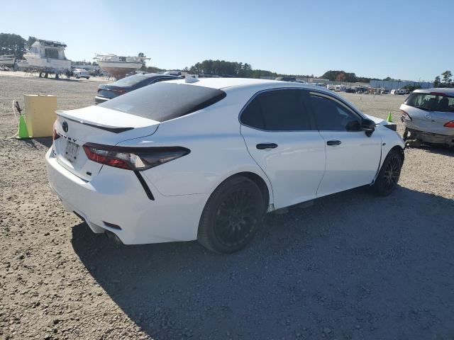 Фото 3 - TOYOTA CAMRY