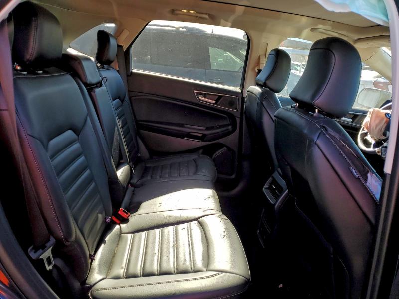 Фото 11 - FORD EDGE