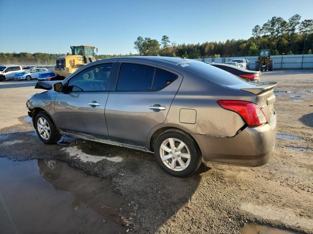 Фото 2 - NISSAN VERSA
