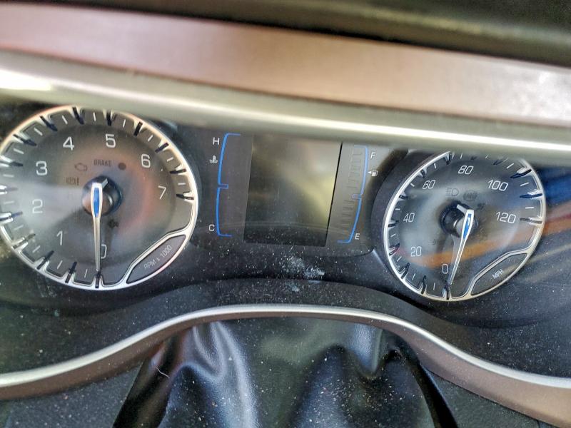 Фото 9 - CHRYSLER MINIVAN