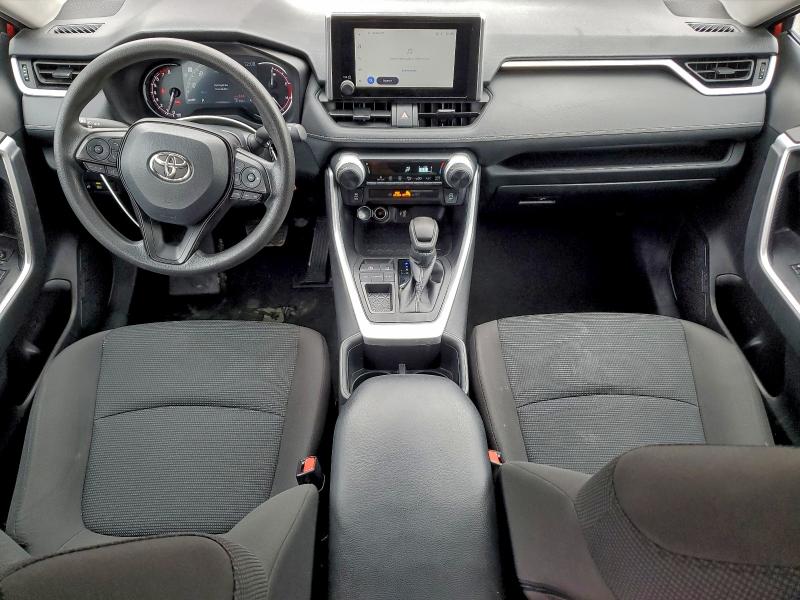 Фото 8 - TOYOTA RAV4