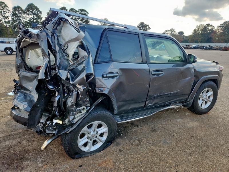 Фото 3 - TOYOTA 4RUNNER