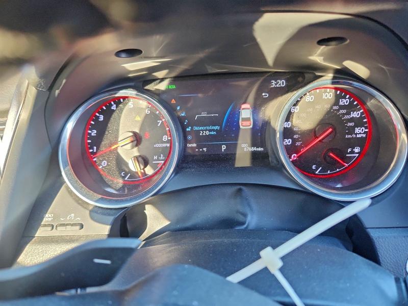 Фото 9 - TOYOTA CAMRY