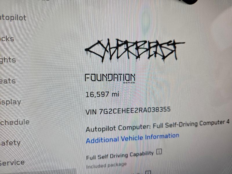 TESLA CYBERTRUCK 2024 VIN 7G2CEHEE2RA038355