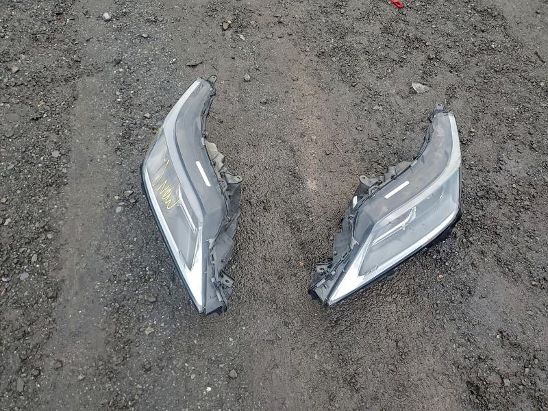 Фото 13 - LEXUS RX350