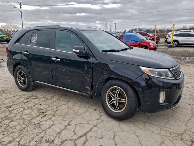 Фото 4 - KIA SORENTO