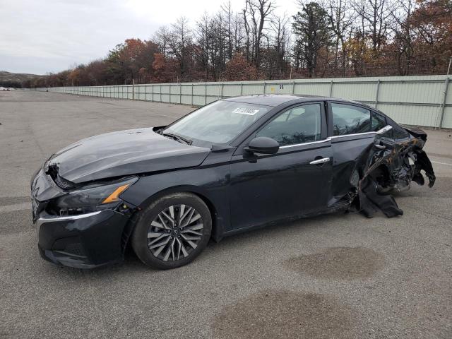 Фото 1 - NISSAN ALTIMA