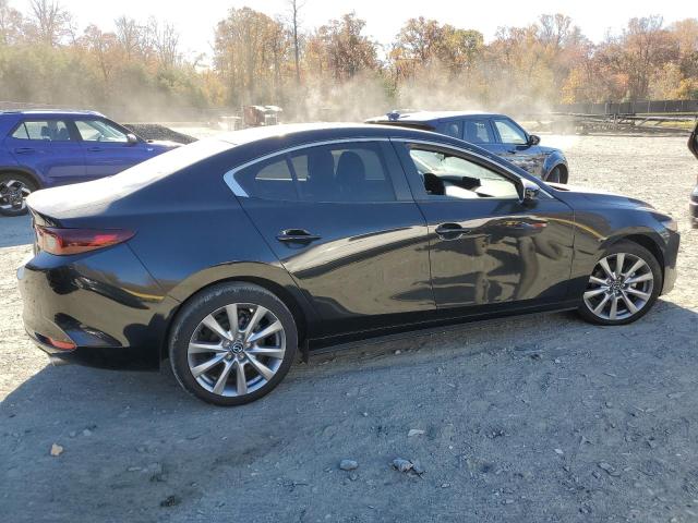 Фото 3 - MAZDA 3