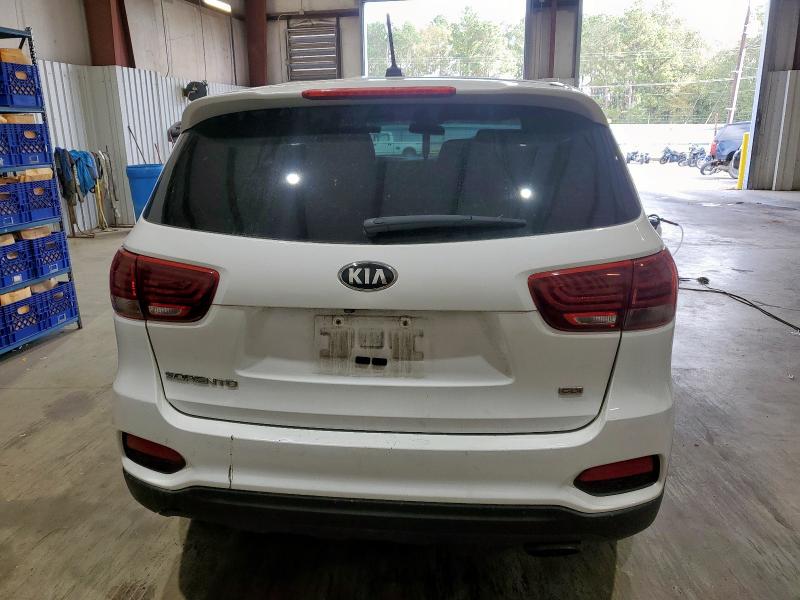 Фото 6 - KIA SORENTO