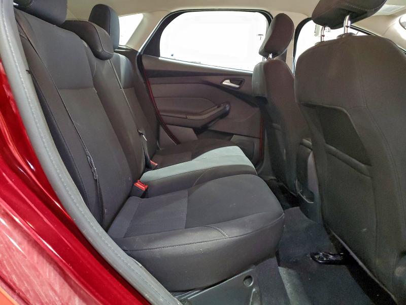 Фото 10 - FORD FOCUS