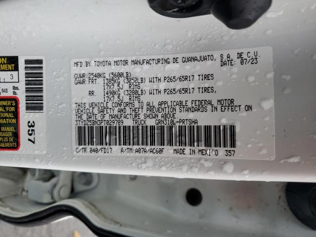 Фото 12 - TOYOTA TACOMA