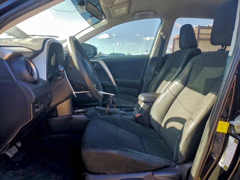 Фото 7 - TOYOTA RAV4