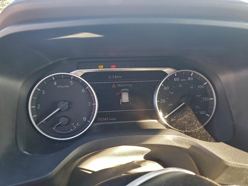 Фото 9 - NISSAN ROGUE