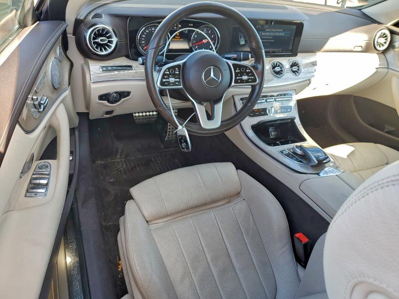 Фото 8 - MERCEDES-BENZ E-CLASS