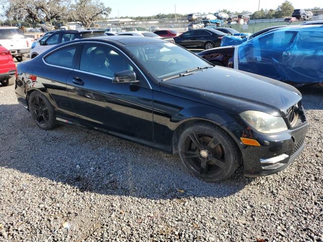 Фото 4 - MERCEDES-BENZ C-CLASS