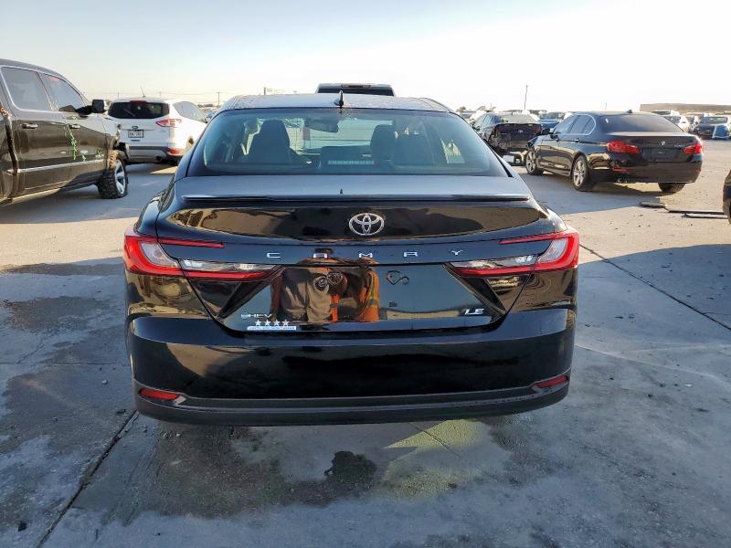 Фото 6 - TOYOTA CAMRY