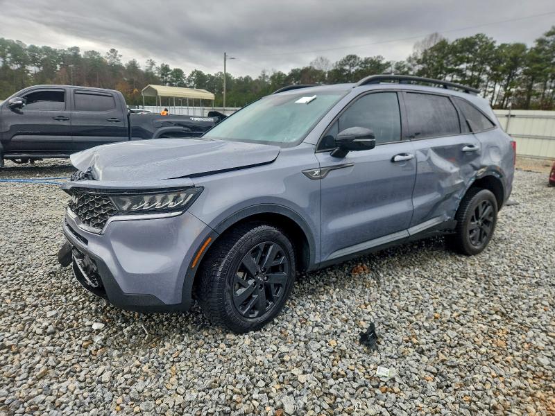 Фото 1 - KIA SORENTO