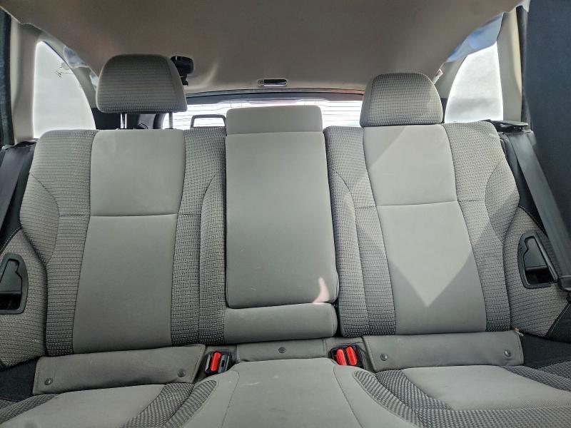 Фото 10 - SUBARU OUTBACK