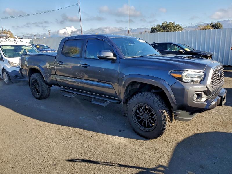 Фото 4 - TOYOTA TACOMA