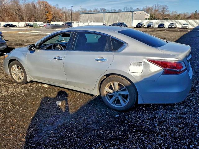 Фото 2 - NISSAN ALTIMA