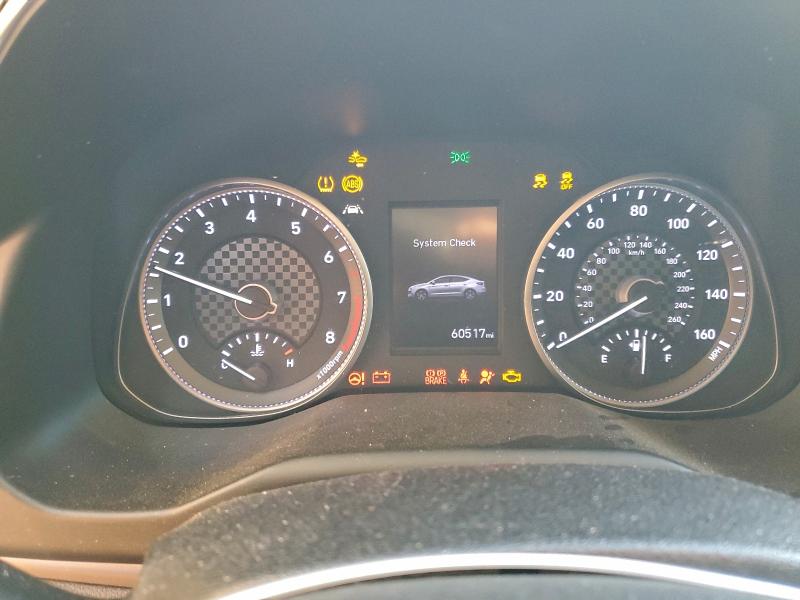 Фото 9 - HYUNDAI ELANTRA