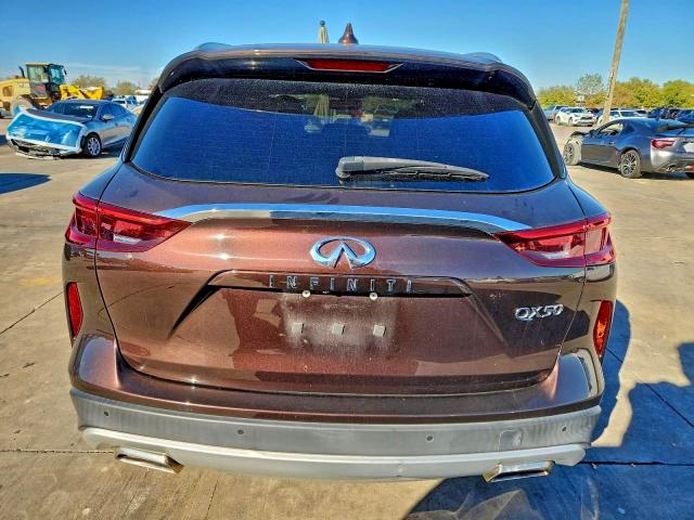 Фото 6 - INFINITI QX50