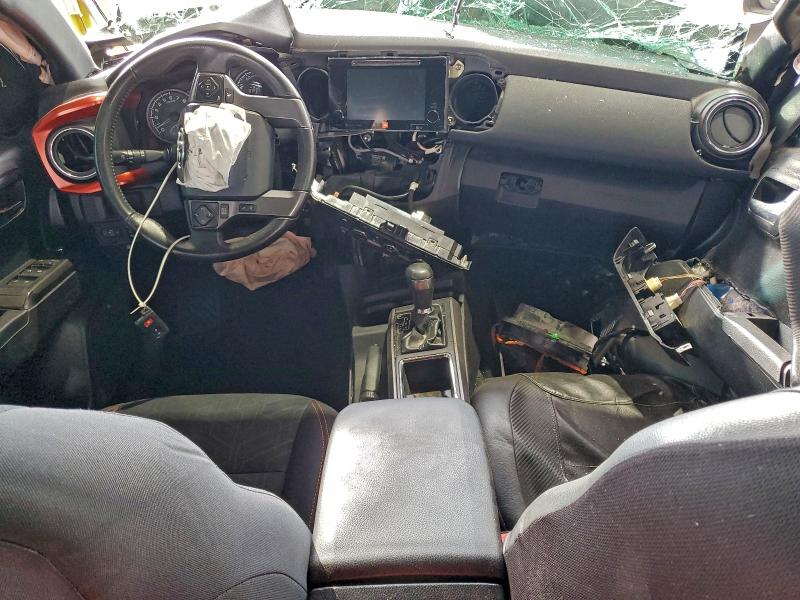 Фото 8 - TOYOTA TACOMA