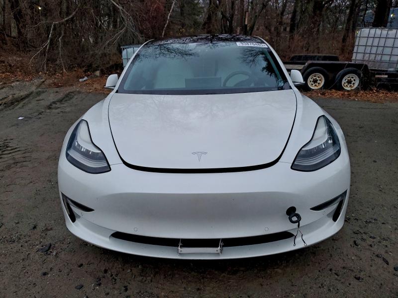 Фото 5 - TESLA MODEL 3
