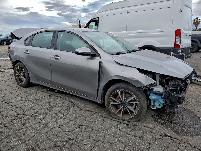 Фото 4 - KIA FORTE