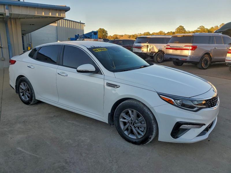 Фото 4 - KIA OPTIMA