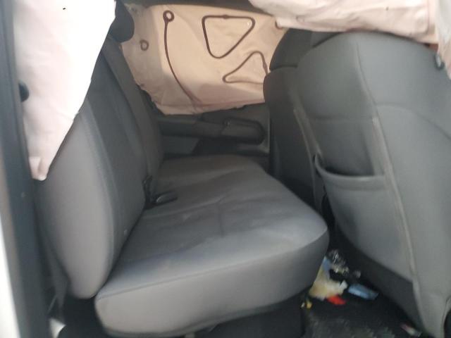 Фото 10 - TOYOTA TACOMA