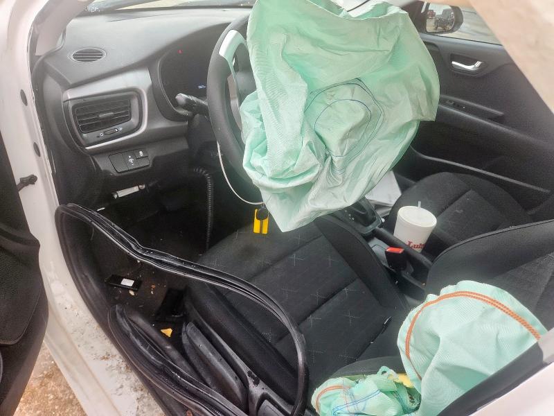 Фото 8 - KIA RIO