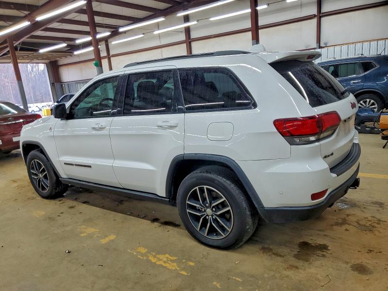 Фото 2 - JEEP GRAND CHER