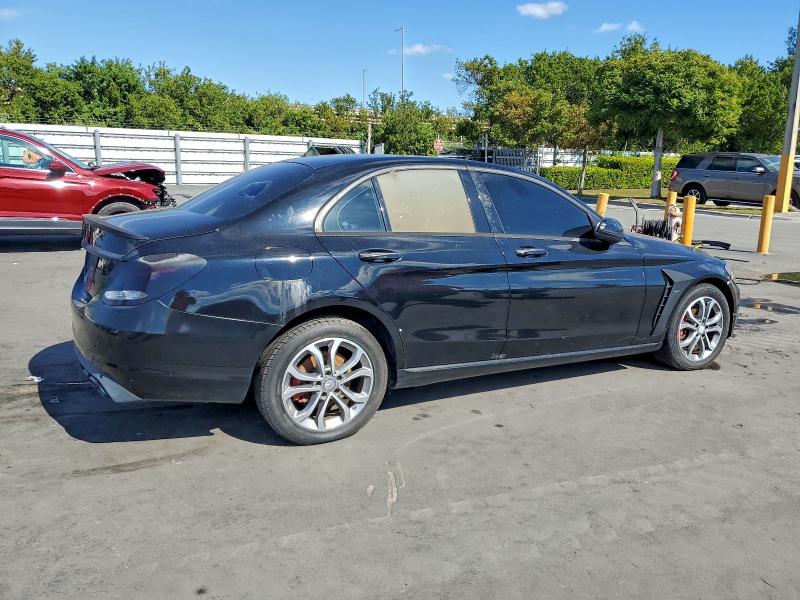 Фото 3 - MERCEDES-BENZ C-CLASS