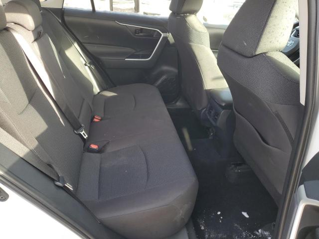 Фото 11 - TOYOTA RAV4