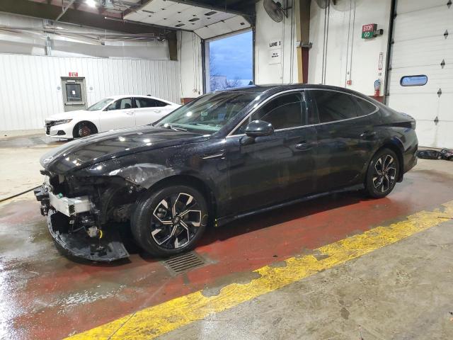 Фото 1 - HYUNDAI SONATA