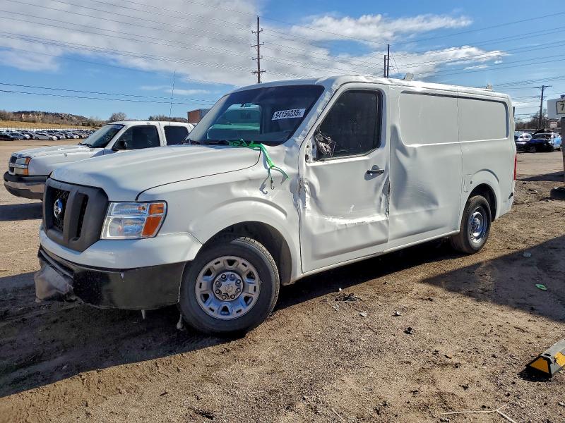 Фото 1 - NISSAN NV