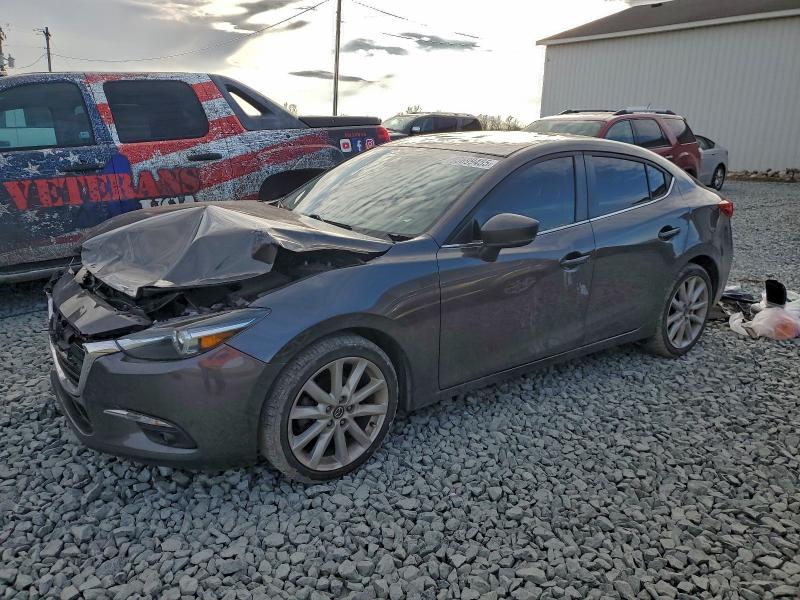 Фото 1 - MAZDA 3