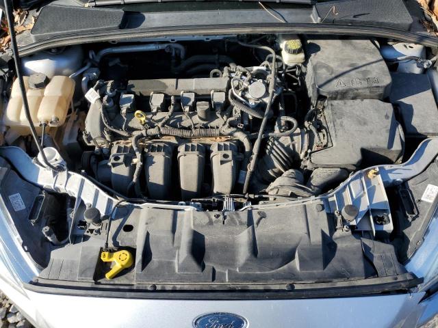 Фото 11 - FORD FOCUS