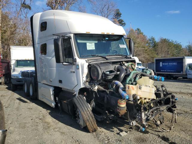 Фото 1 - VOLVO VN