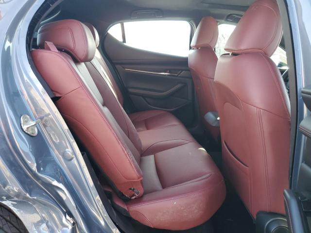 Фото 11 - MAZDA 3