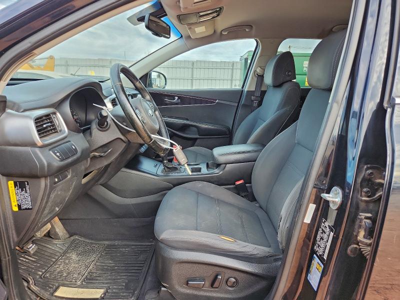 Фото 7 - KIA SORENTO