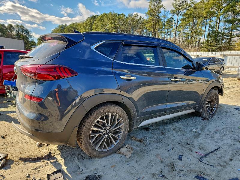 Фото 3 - HYUNDAI TUCSON