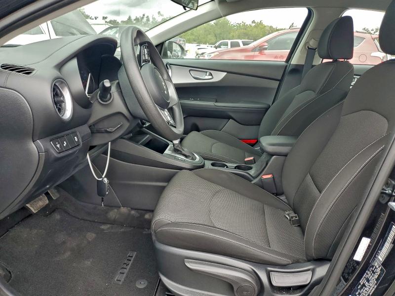 Фото 7 - KIA FORTE